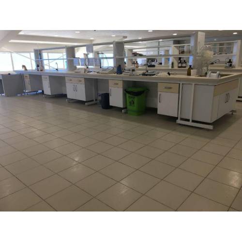 استفاده از سری کاشی ضداسید مرجان در آزمایشگاه های تخصصی و مراکز خرید